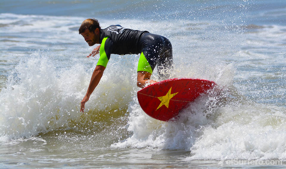 Santiago Muñiz - Quiksilver 70s - Foto: Brian Bjerrum