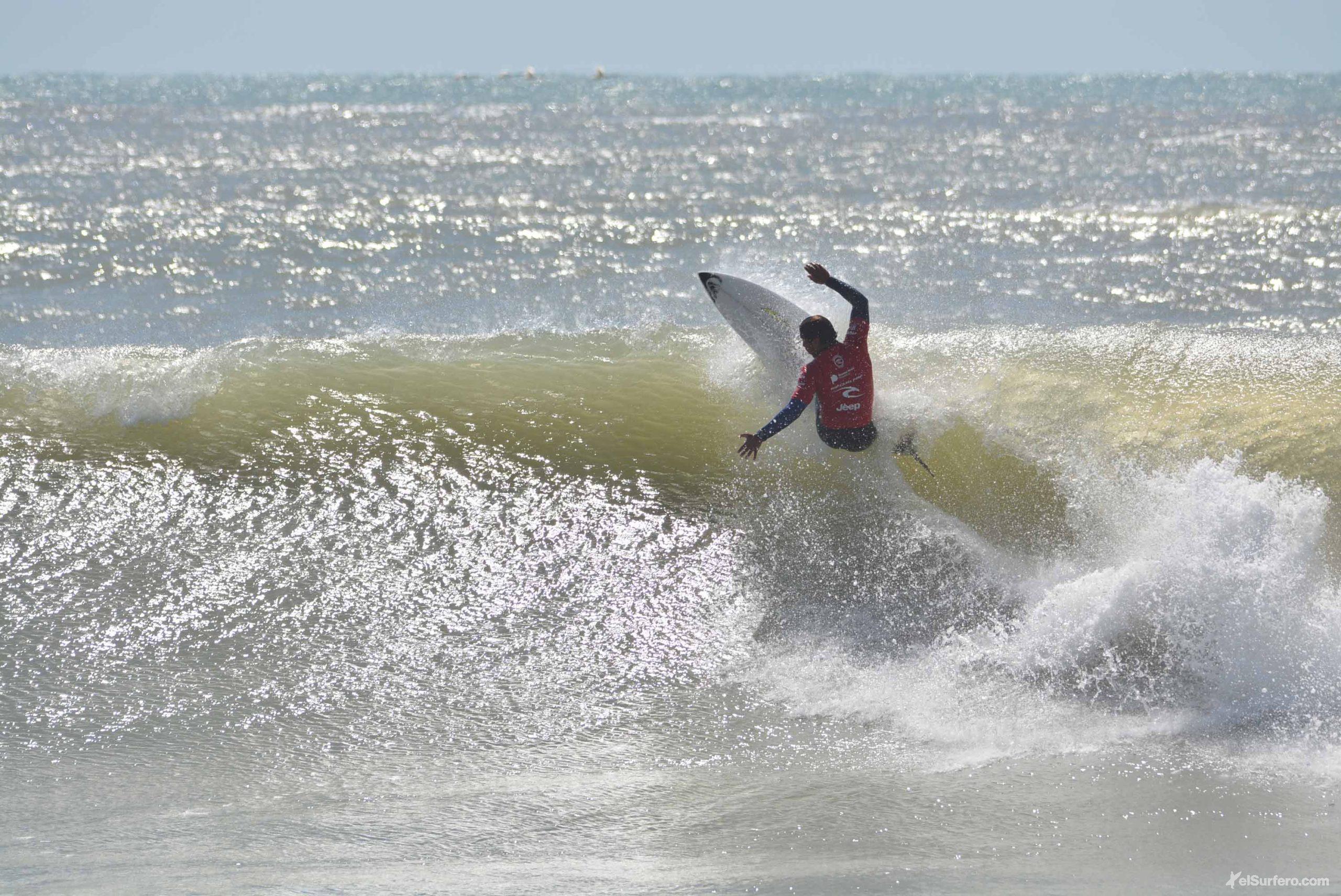 Juan Cruz Ruggiero - Rip Curl Pro Playa Grande 2020 - Foto: Brian Bjerrum