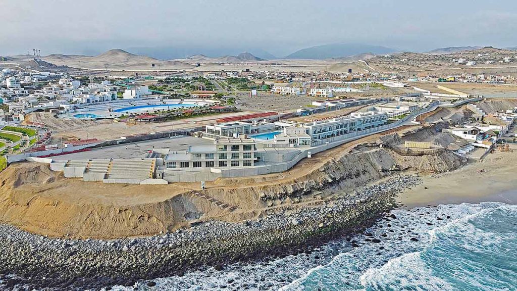 Centro de Alto Rendimiento de Surf de Punta Rocas, Lima, Perú - Foto: Surf Place