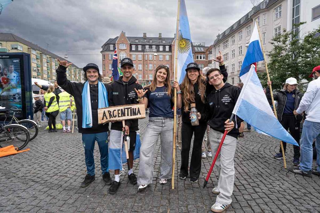 Fabrizio Rondinara, Matias Casco, Santino Basaldella. Alma Coletta Spada y Daniela Spais - Foto: Sean Evans