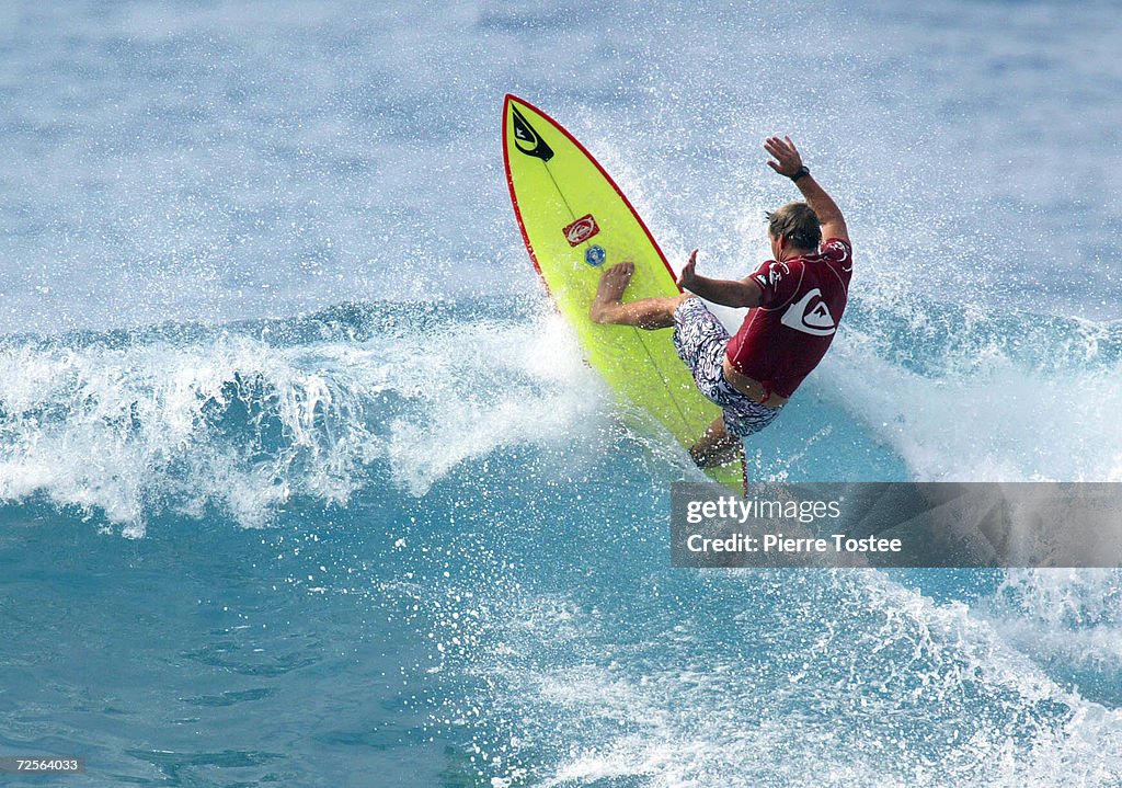 Gary Elkerton fue el surfista más publicitado de principios de la década de 1980, y era una figura de culto incluso antes de convertirse en profesional. Quiksilver lo presentó como "Kong", y encajaba perfectamente.

Enormes giros de potencia, un estilo de vida salvaje y rockero, y tres subcampeonatos mundiales.