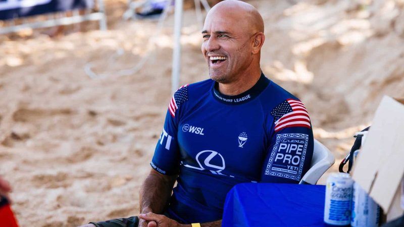 kelly-slater-25pipe-6r1a5809-brent-bielmann_1028c34c0ca8dd8a825664277f7f719a_2000